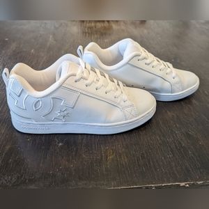 DC Court Graffik Sneakers